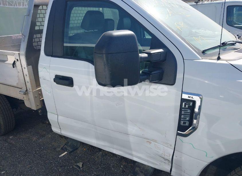Photo 13 of 2019 Ford F-250 XL (VIN 1FDBF2A66KEG59711)