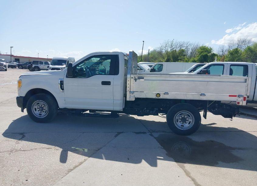 Photo 15 of 2017 Ford F-250 XL (VIN 1FDBF2A67HEC23717)
