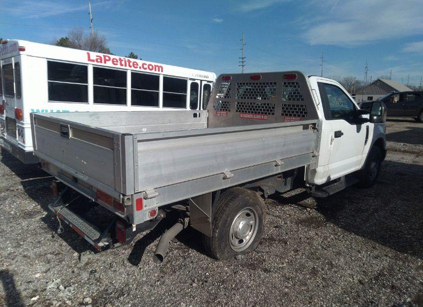 Photo 4 of 2019 Ford F-250 XL (VIN 1FDBF2A68KEF66642)