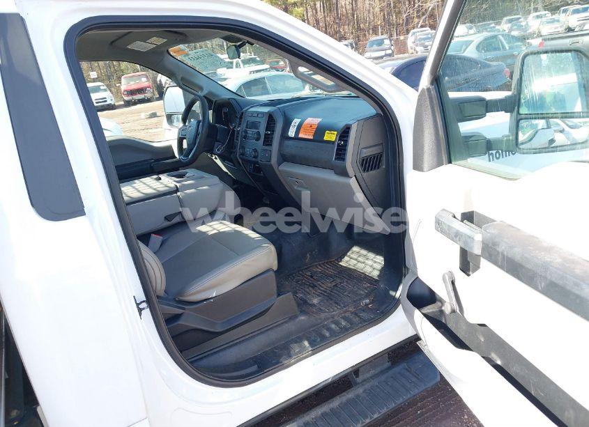 Photo 5 of 2017 Ford F-250 XL (VIN 1FDBF2A6XHEC81790)