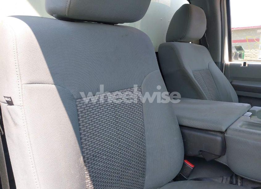 Photo 8 of 2016 Ford Super DUTY F-250 SRW XL (VIN 1FDBF2B60GED17578)