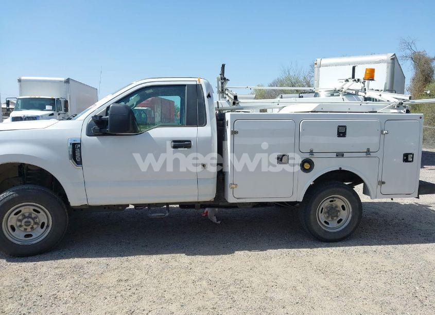 Photo 14 of 2019 Ford F-250 XL (VIN 1FDBF2B69KED38034)