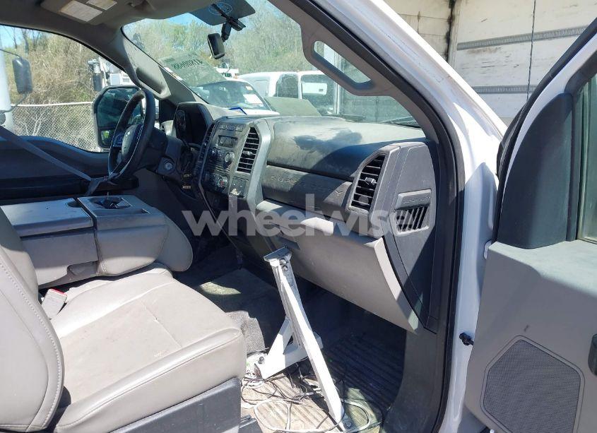 Photo 5 of 2019 Ford F-250 XL (VIN 1FDBF2B69KED38034)