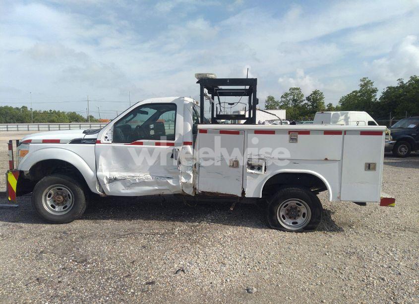 Photo 15 of 2015 Ford F-250 XL (VIN 1FDBF2BT9FEC28029)