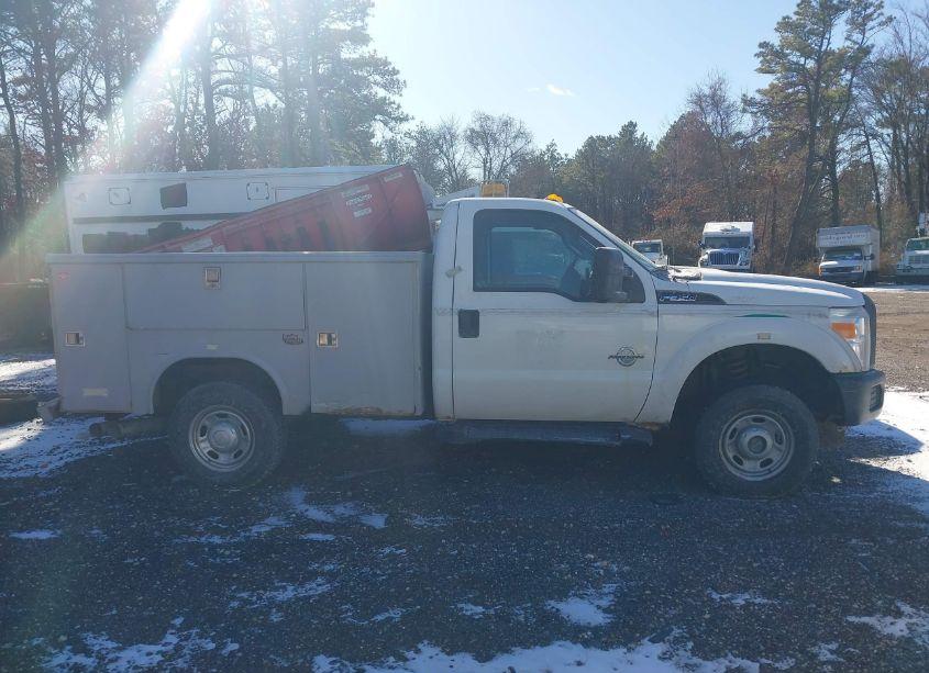 Photo 13 of 2011 Ford F-350 XL (VIN 1FDBF3BT8BEC95754)