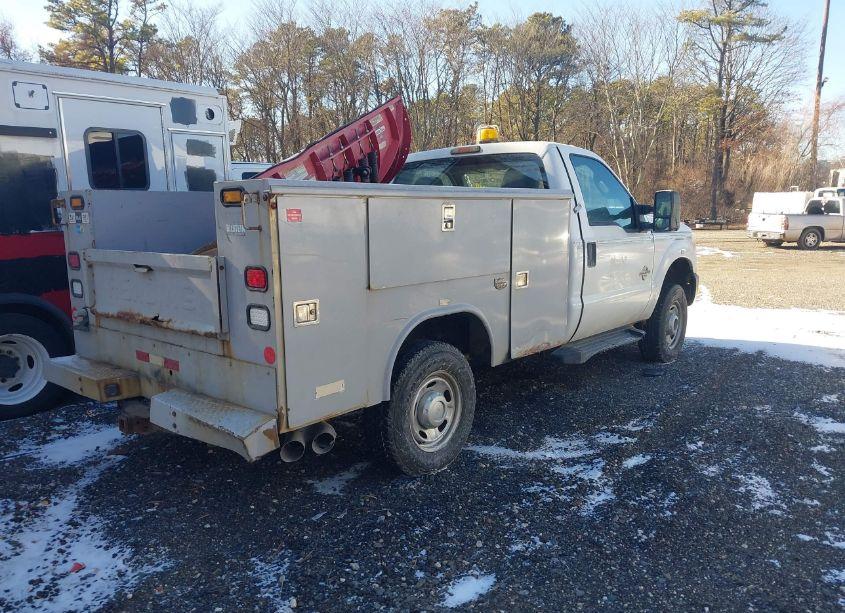 Photo 4 of 2011 Ford F-350 XL (VIN 1FDBF3BT8BEC95754)