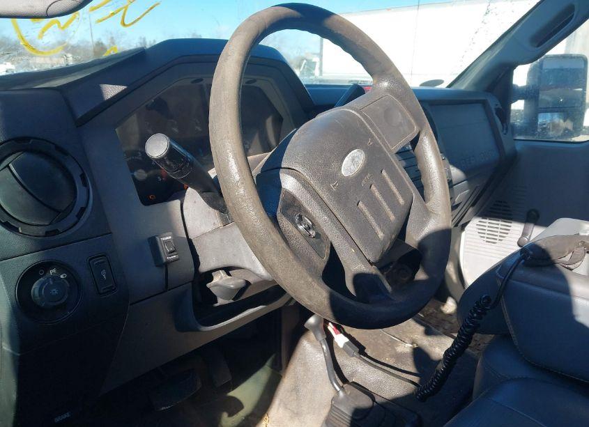 Photo 5 of 2011 Ford F-350 XL (VIN 1FDBF3BT8BEC95754)