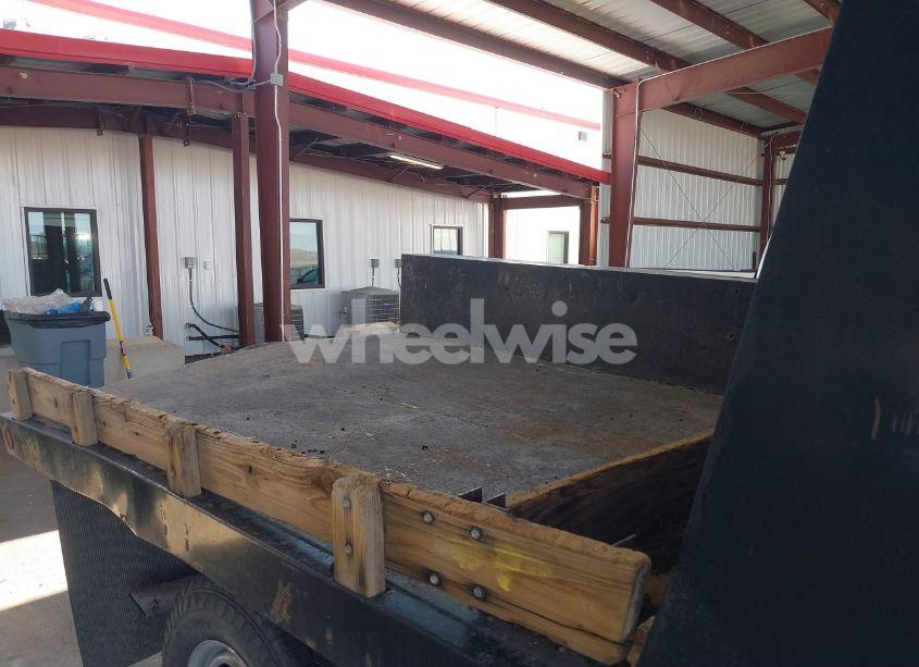 Photo 8 of 2011 Ford F-350 CHASSIS XL (VIN 1FDBF3E65BEC47845)