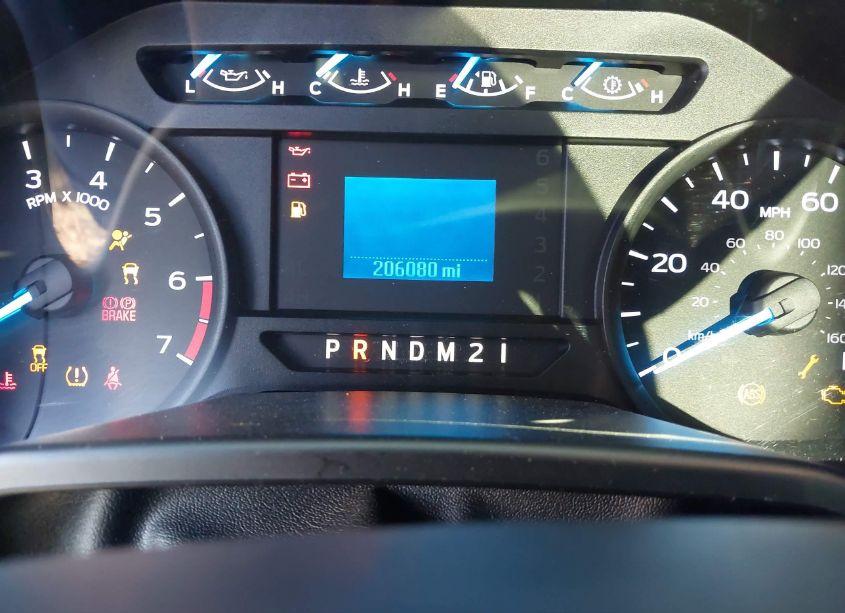 Photo 16 of 2017 Ford F-350 CHASSIS XL (VIN 1FDBF3E67HEB53751)