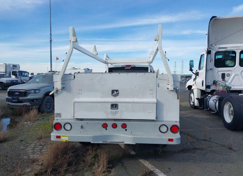 Photo 17 of 2017 Ford F-350 CHASSIS XL (VIN 1FDBF3E67HEB53751)