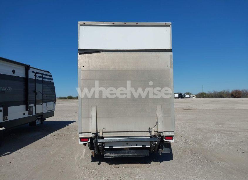 Photo 16 of 2022 Ford Transit-350 CAB (VIN 1FDBF6Z81NKA05332)