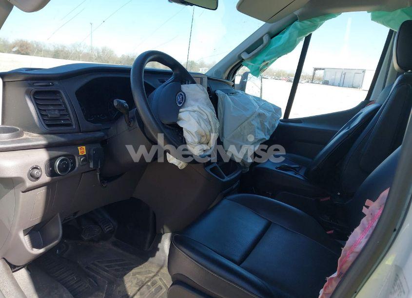 Photo 8 of 2022 Ford Transit-350 CAB (VIN 1FDBF6Z81NKA05332)