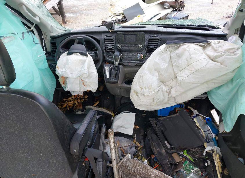 Photo 5 of 2020 Ford Transit-350 CAB (VIN 1FDBF6ZG1LKB59432)