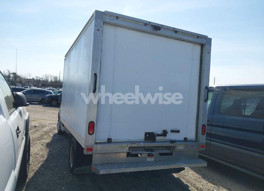 Photo 3 of 2019 Ford Transit-350 CAB (VIN 1FDBF8ZM1KKA87003)