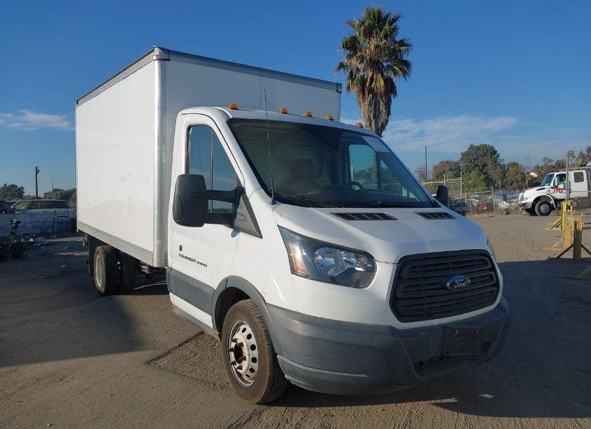 2018 Ford Transit-350 CAB (VIN 1FDBF8ZM2JKA69737) main photo