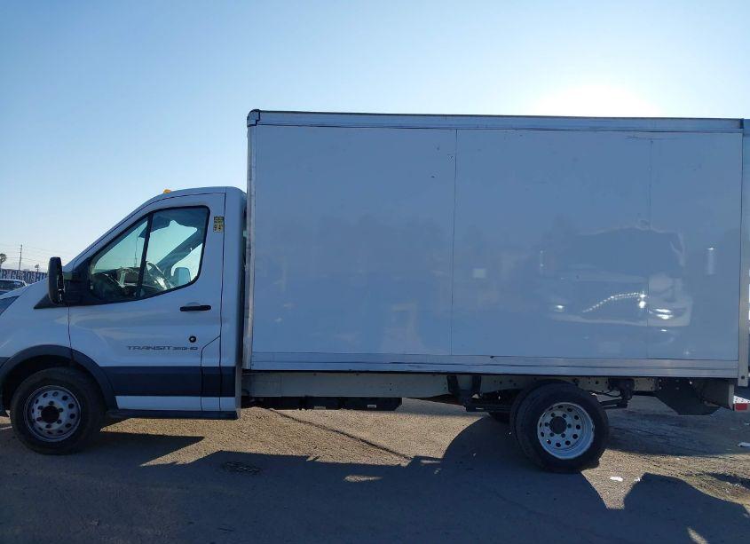 Photo 14 of 2018 Ford Transit-350 CAB (VIN 1FDBF8ZM2JKA69737)