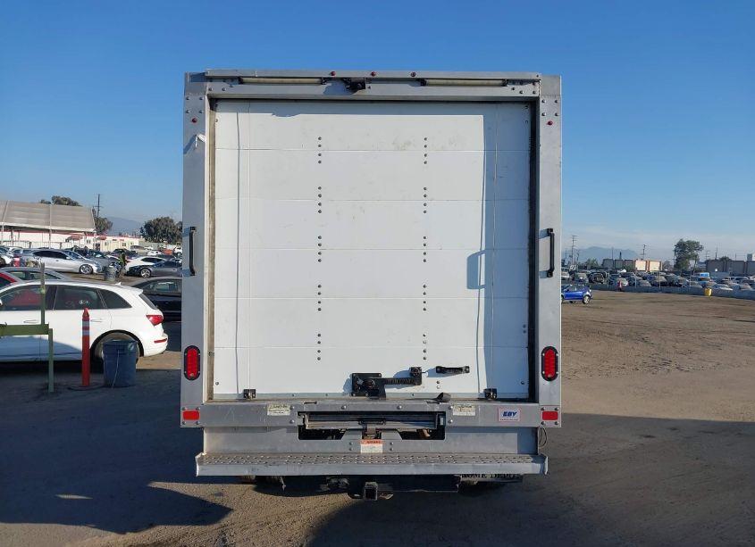 Photo 16 of 2018 Ford Transit-350 CAB (VIN 1FDBF8ZM2JKA69737)