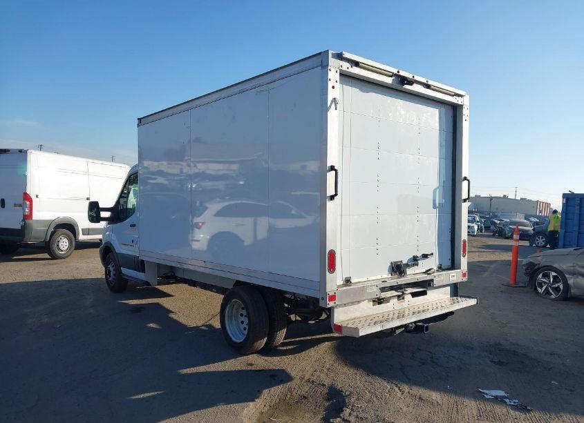 Photo 3 of 2018 Ford Transit-350 CAB (VIN 1FDBF8ZM2JKA69737)