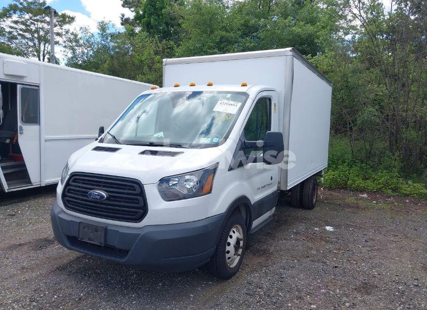 Photo 2 of 2019 Ford Transit-350 CAB (VIN 1FDBF8ZM8KKA38526)