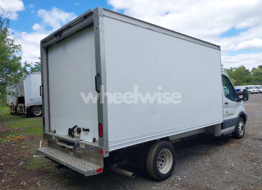 Photo 4 of 2019 Ford Transit-350 CAB (VIN 1FDBF8ZM8KKA38526)