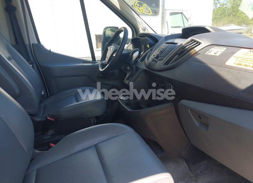 Photo 5 of 2019 Ford Transit-350 CAB (VIN 1FDBF8ZM8KKA38526)