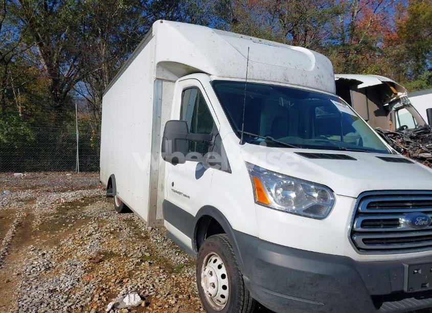 2019 Ford Transit-350 CUTAWAY (VIN 1FDBF9PM6KKA12564) main photo