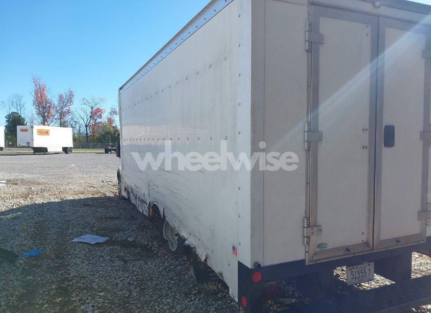 Photo 3 of 2019 Ford Transit-350 CUTAWAY (VIN 1FDBF9PM6KKA12564)