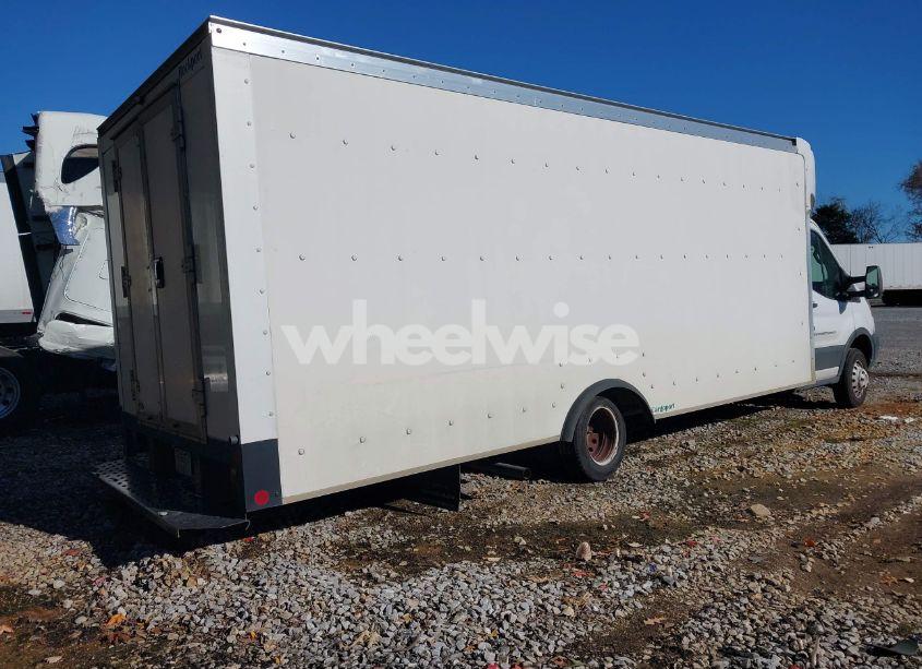 Photo 4 of 2019 Ford Transit-350 CUTAWAY (VIN 1FDBF9PM6KKA12564)