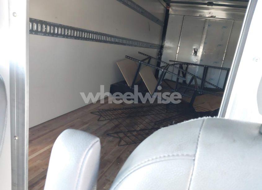 Photo 7 of 2019 Ford Transit-350 CUTAWAY (VIN 1FDBF9PM6KKA12564)