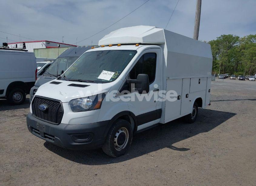 Photo 2 of 2020 Ford Transit-350 CUTAWAY (VIN 1FDBW5P89LKB24644)
