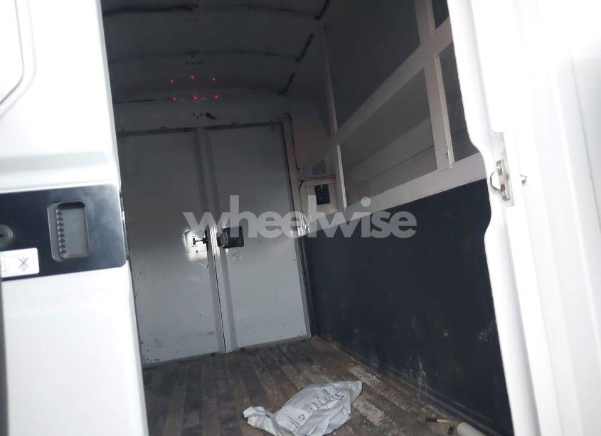 Photo 8 of 2020 Ford Transit-350 CUTAWAY (VIN 1FDBW5P89LKB24644)