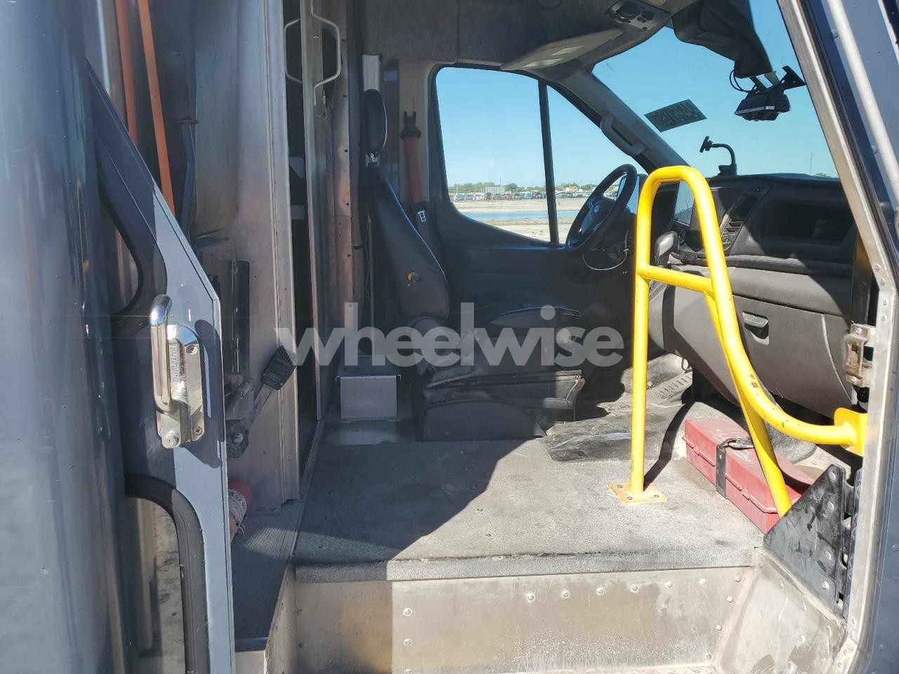 Photo 10 of 2021 FORD TRANSIT T-350 HD (VIN 1FDDF6P81MKA45386)