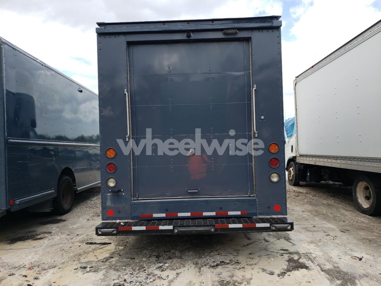 Photo 6 of 2021 FORD TRANSIT T-350 HD (VIN 1FDDF6P81MKA45386)