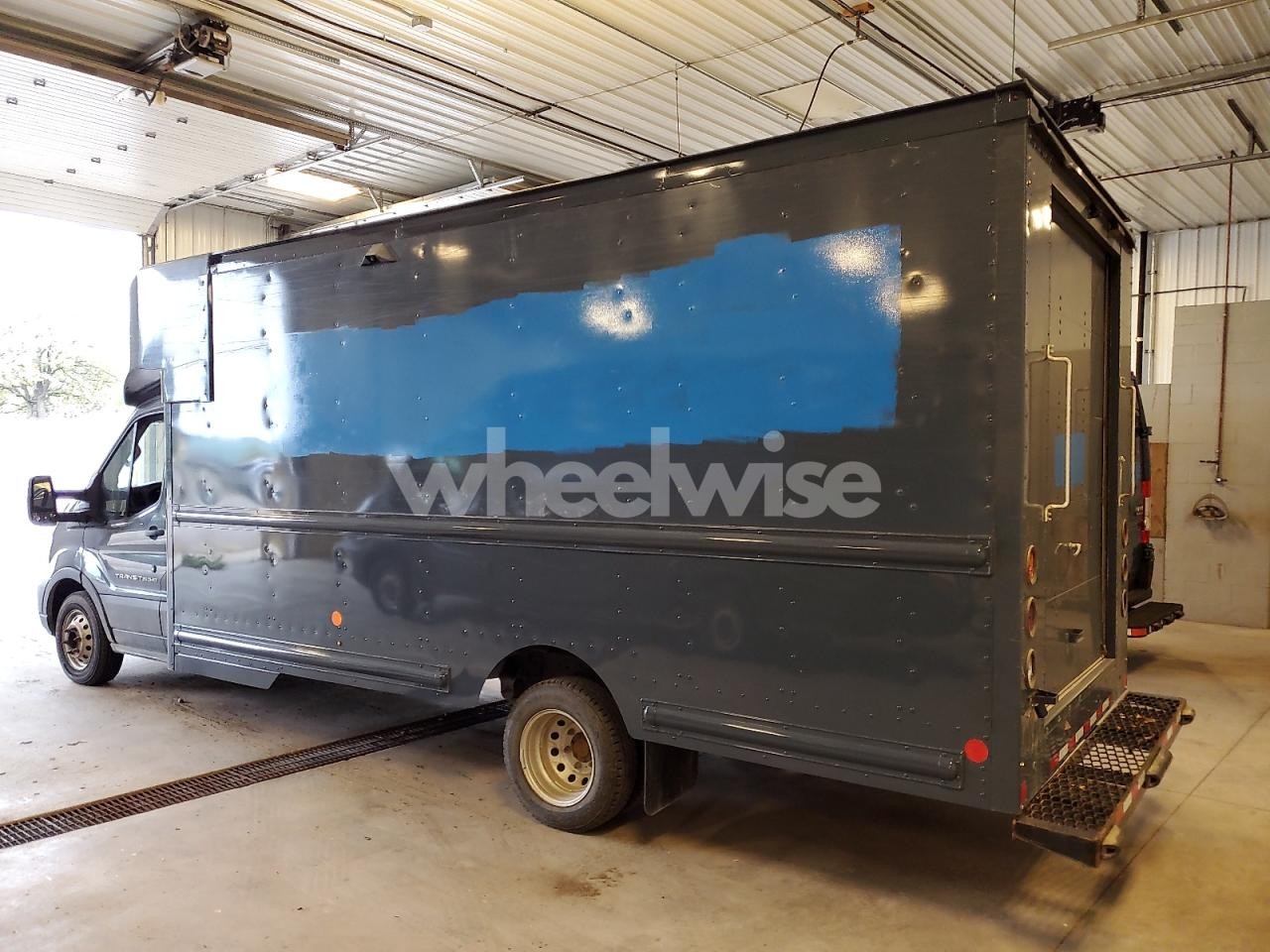 Photo 2 of 2021 FORD TRANSIT T-350 HD (VIN 1FDDF6P81MKA55447)