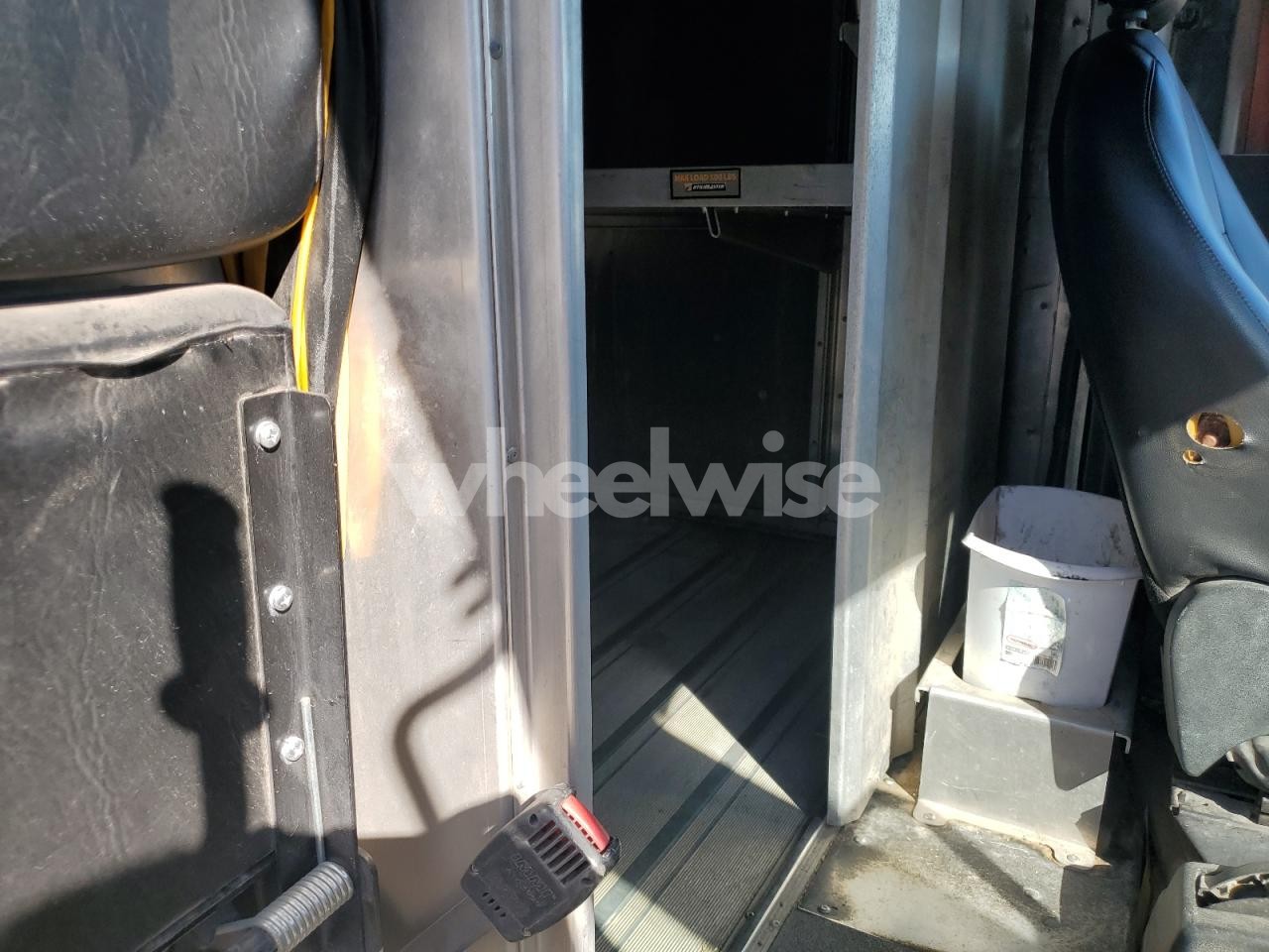 Photo 11 of 2021 FORD TRANSIT T-350 HD (VIN 1FDDF6P81MKA55450)