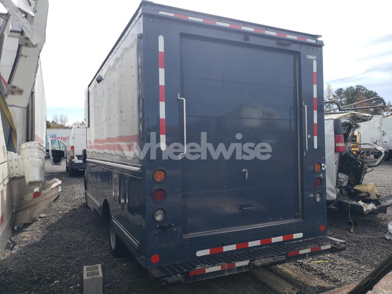 Photo 2 of 2021 FORD TRANSIT T-350 HD (VIN 1FDDF6P87MKA58594)