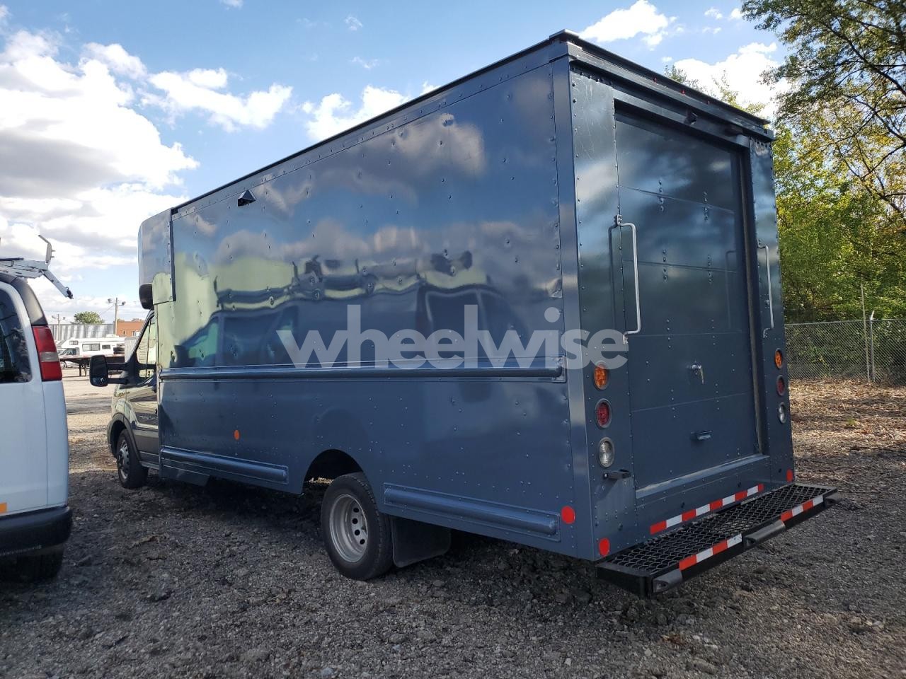 Photo 2 of 2021 FORD TRANSIT DELIVERY TRUCK (VIN 1FDDF6P88MKA54831)