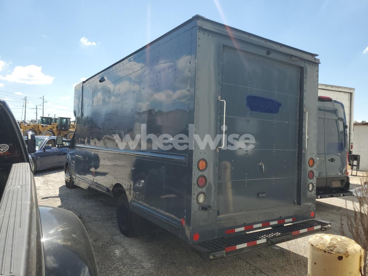 Photo 2 of 2021 FORD TRANSIT T-350 HD (VIN 1FDDF6P88MKA97601)