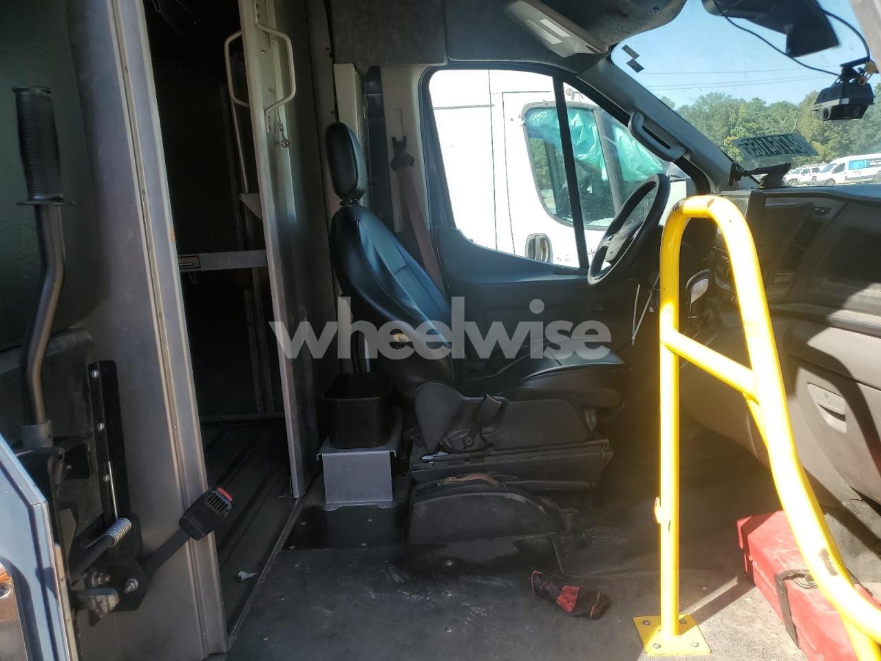 Photo 11 of 2021 FORD TRANSIT T-350 HD (VIN 1FDDF6P89MKA55468)