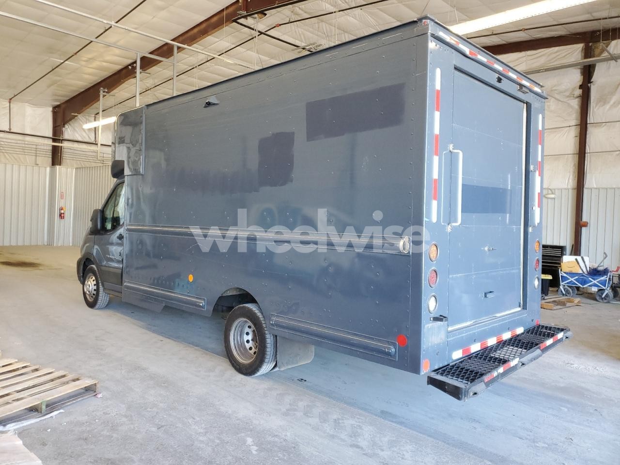 Photo 2 of 2021 FORD TRANSIT T-350 HD (VIN 1FDDF6P89MKA56264)