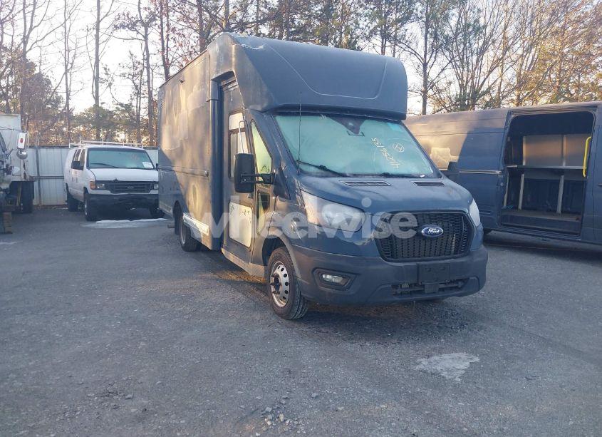2022 Ford Transit-350 CUTAWAY (VIN 1FDDF6P89NKA45704) main photo