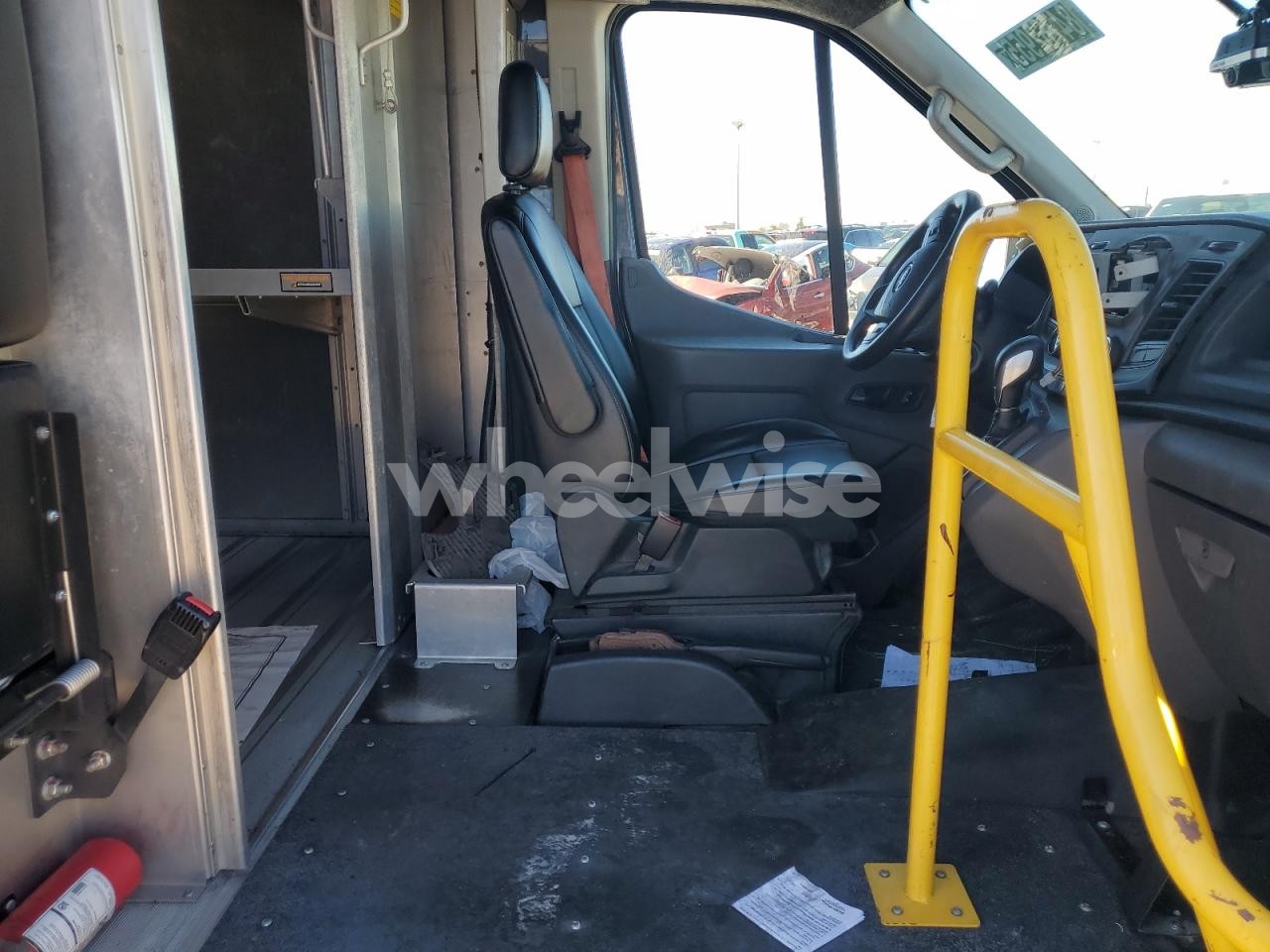 Photo 5 of 2021 FORD TRANSIT DELIVERY TRUCK (VIN 1FDDF6P8XMKA55379)