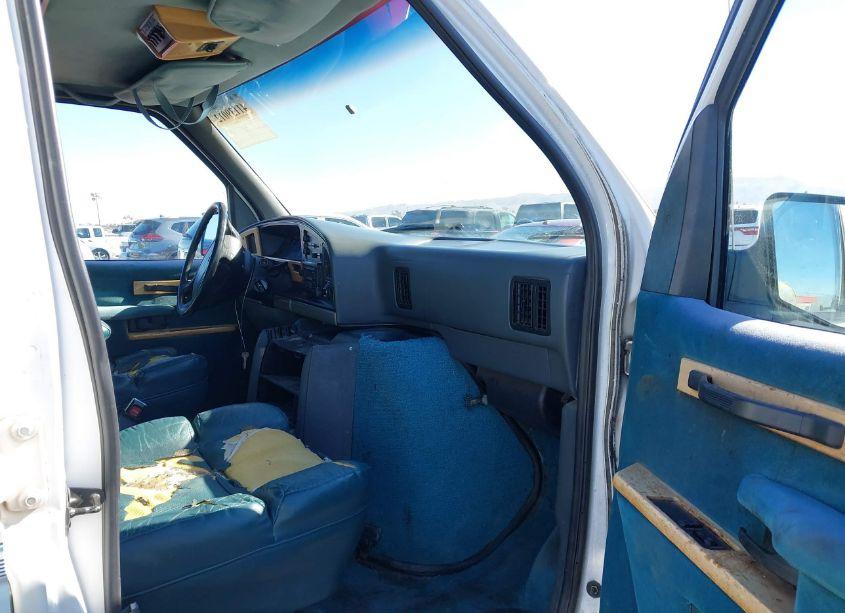 Photo 5 of 1994 Ford Econoline E150 VAN (VIN 1FDEE14H8RHC08215)