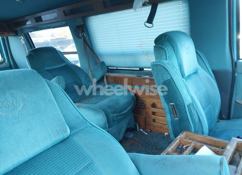 Photo 8 of 1994 Ford Econoline E150 VAN (VIN 1FDEE14N6RHB11679)