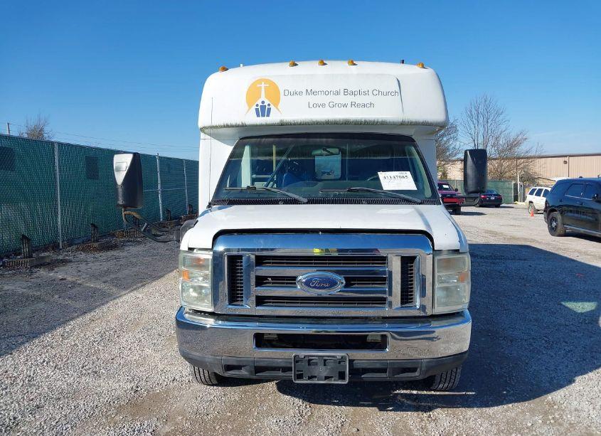 Photo 12 of 2009 Ford E-350 CUTAWAY (VIN 1FDEE35L69DA40094)