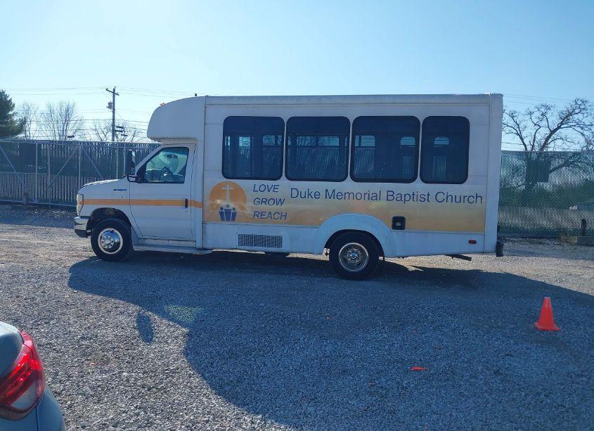 Photo 14 of 2009 Ford E-350 CUTAWAY (VIN 1FDEE35L69DA40094)