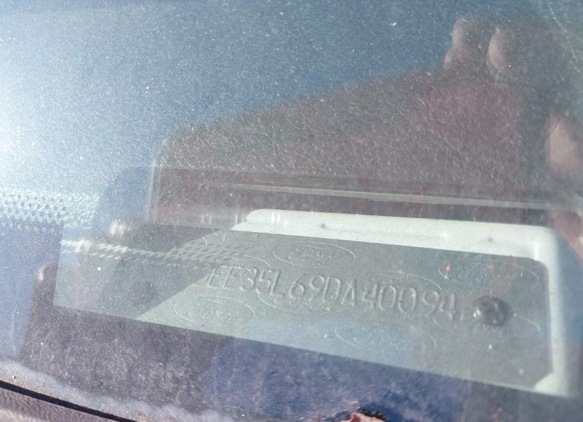 Photo 8 of 2009 Ford E-350 CUTAWAY (VIN 1FDEE35L69DA40094)