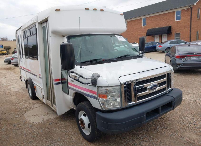 2014 Ford E-350 CUTAWAY (VIN 1FDEE3FL3EDA75815) main photo