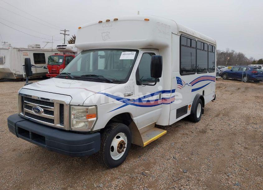 Photo 2 of 2013 Ford E-350 CUTAWAY (VIN 1FDEE3FL6DDA50793)