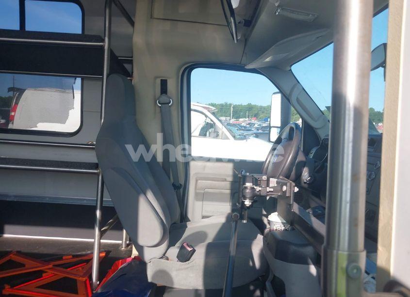 Photo 6 of 2012 Ford E-350 CUTAWAY (VIN 1FDEE3FL7CDA95823)